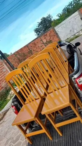 Cadeiras de madeira tatajuba