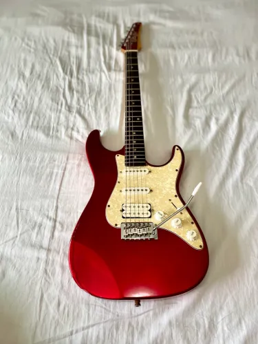 Guitarra Seizi Stone
