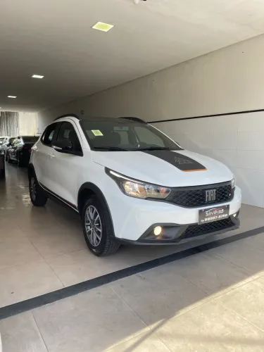 FIAT ARGO TREKKING 1.3 MANUAL 2025