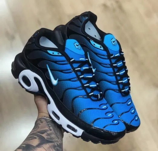Tenis Nike tn 37