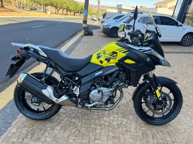 SUZUKI DL VSTRON 650