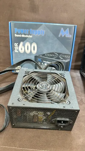 Fonte de energia 600w 80 plus