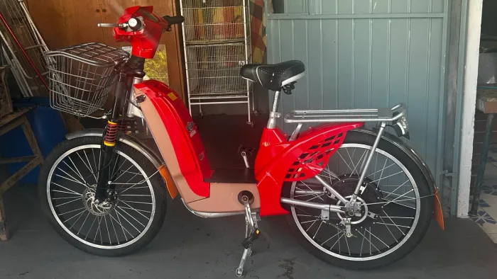 Linda bicicleta elétrica 