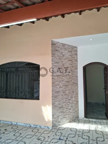 Casa à venda em Sorocaba-SP, Jardim Morumbi: 3 quartos, 1 suíte, 2 salas, 2 banheiros, 2 v