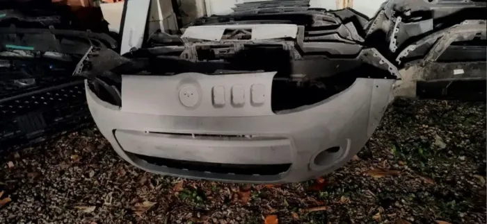 Para-choque Dianteiro Fiat uno original zero sem uso