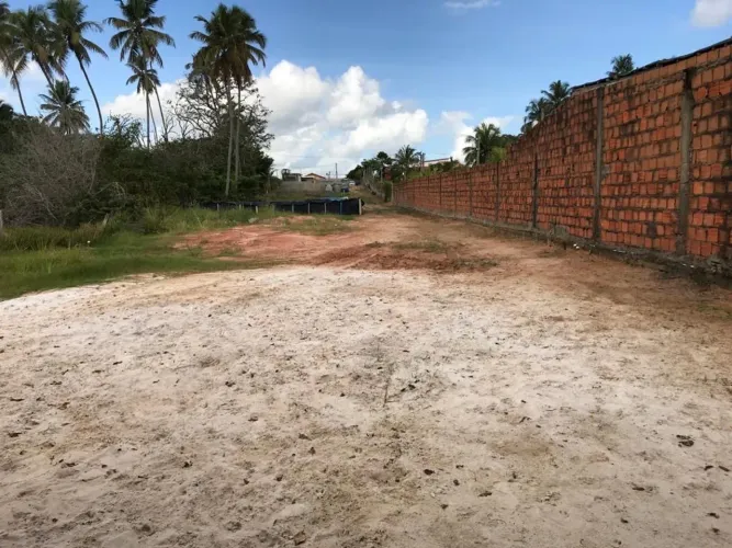 EXC!! TERRENO C/ 2.400 METROS BEIRA DE LAGOA!! DOCUMENTADO!! 800 MIL REAIS!!