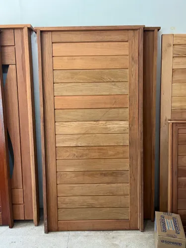 PORTA EM JATOBÁ FICHA + ARO 2.10x1.06 (valor no din/pix)