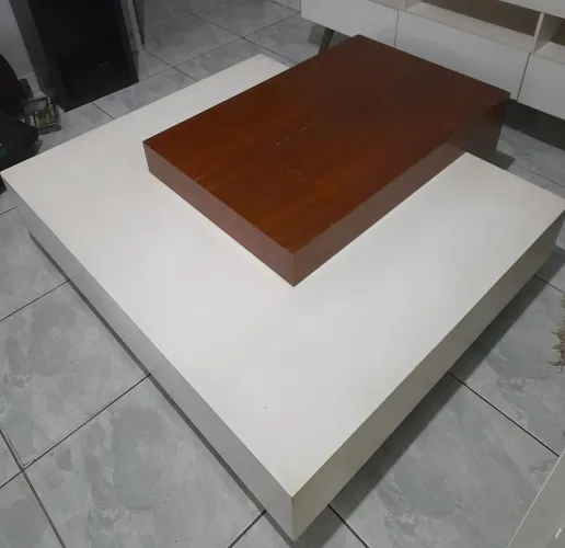 Mesa de centro de madeira design moderno