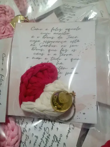 CHAVEIRO PERSONALIZADO DE CROCHÊ
