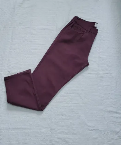Calça Vinho Lee Tam 40