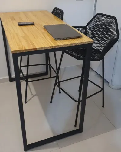 Mesa Bistrô