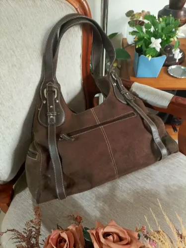 Bolsa couro em perfeito estado