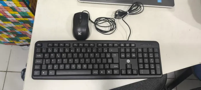 Kit Teclado e Mouse com Fio por R$ 34