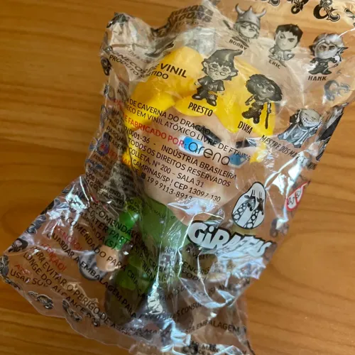 Boneco Hank do caverna do dragão coleção girafas lacrado