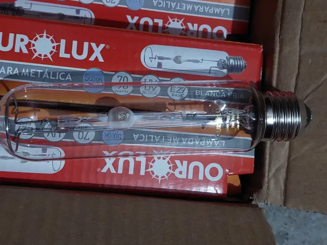 10un Lâmpada Vapor Metálico 70W 5000K E27