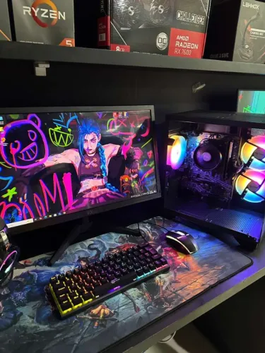 Pc Gamer Completo - Ryzen 5 5600GT + Monitor 20 Polegadas Teclado Headset ( LojasWiki)