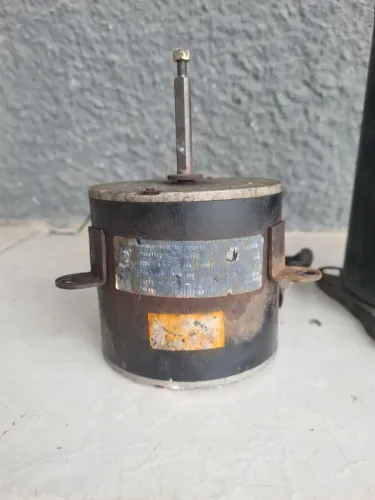 Motor do ventilador da condensadora Springer Midea