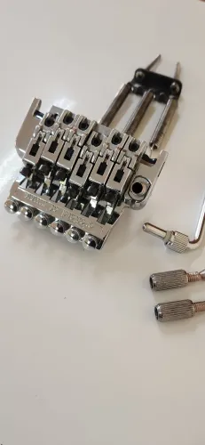 Ponte Floyd Rose Cromada, Novíssima
