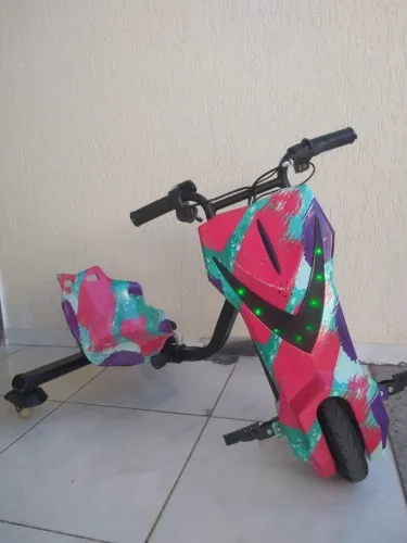 Triciclo elétrico 250w 3 vel DRIFT