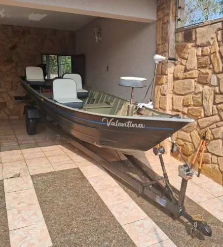 Barco Pety Brasil 600 Completo+Motor Mercury 30HP+ Motor Elétrico +Carreta Rodoviária