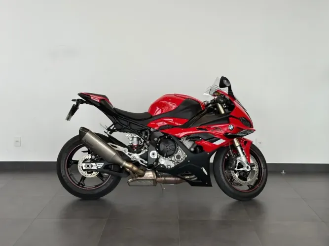 BMW S 1000 RR Red.