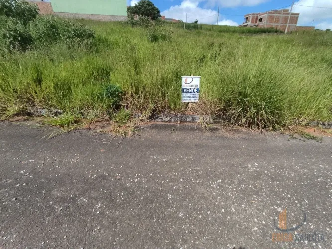 Lote a venda bairro Tiradentes Conselheiro Lafaiete MG