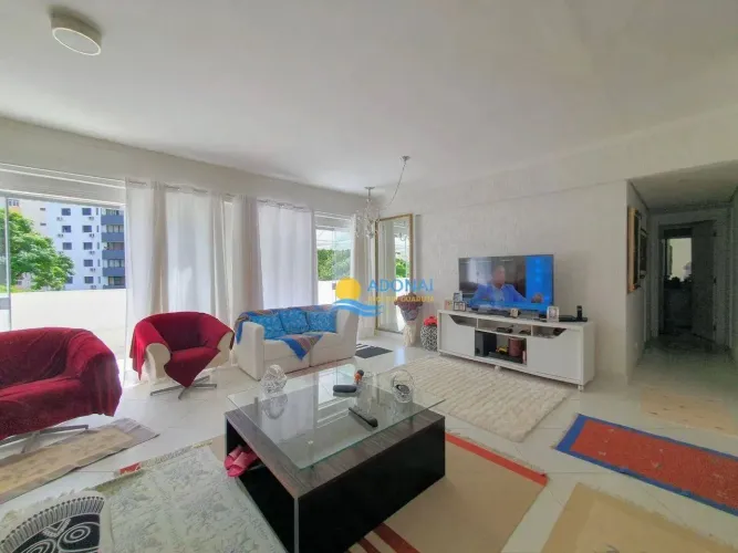 Apartamento beira-mar com sacada Pitangueiras Guarujá