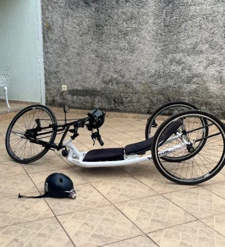 Bicicleta triciclo hand bike