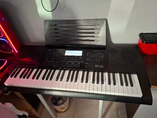 Teclado Casio CTK-7200