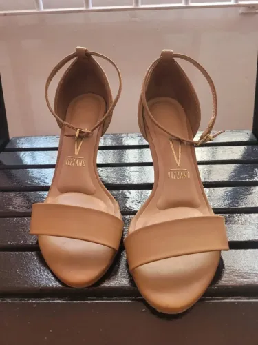 Sandália Salto Fino Vizzano - Caramelo - tam. 36