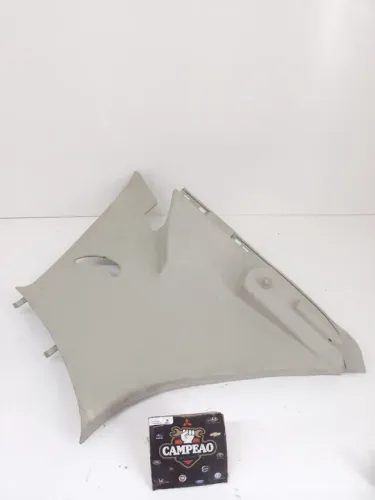 Moldura Porta Malas Esquerda Nissan Tiida 2010