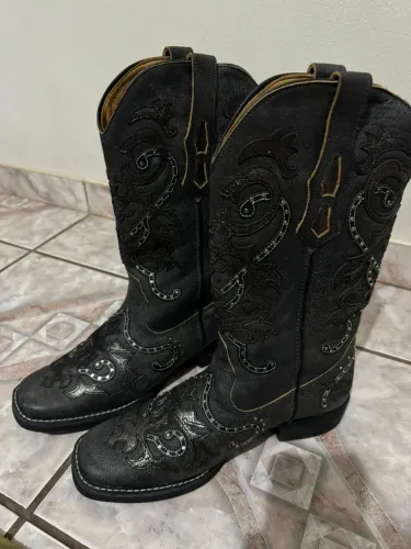 Texana Goyazes Preta 40