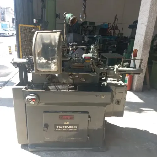 Torno Automático Moutier - Suisse Modelo R10 / -- 00906 Nc