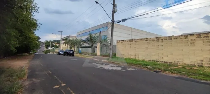Galpão à venda em Jaguariúna, Loteamento Capotuna, com 227749 m²