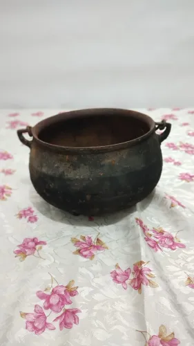 Panela de ferro antiga 