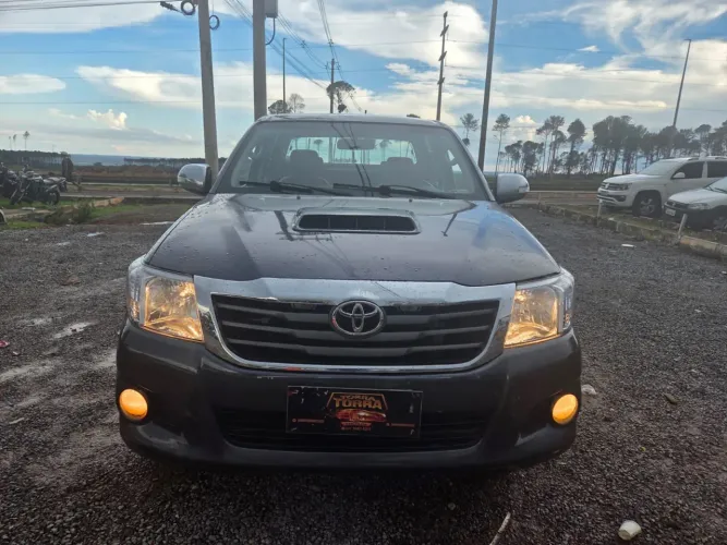 Toyota Hilux CD SRV D4-d 4X4 3.0 TDI Diesel AUT 2012