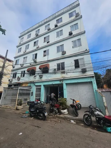 Recreio - Apto amplo 2qtos no térreo à apenas 800mts da praia e BRT