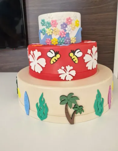 Bolo Fake pra Decoração de Festa