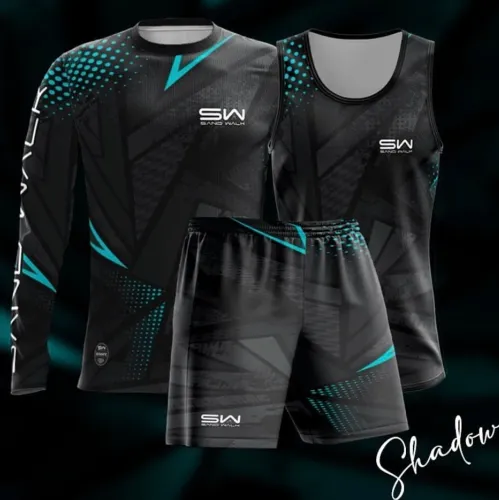 Camisa térmica + Regata + short Futevolei