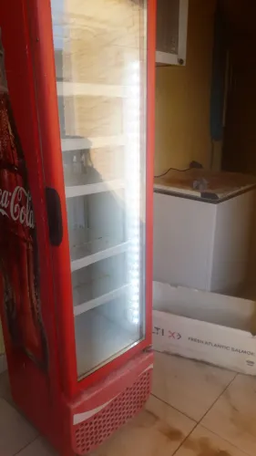 Freezer Coca-Cola slim
