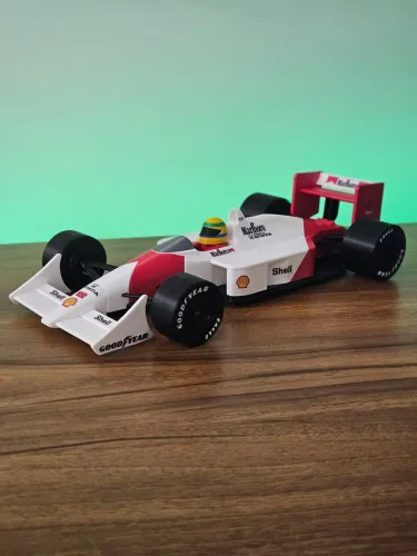 McLaren MP4/4 Ayrton Senna 1988 em PLA - Impressão 3D