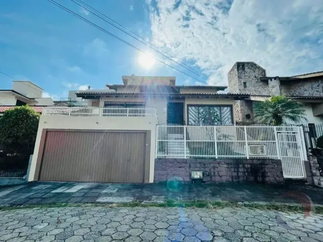 Apartamento para Venda em Florianópolis, Pantanal, 4 dormitórios, 2 suítes, 3 banheiros, 3