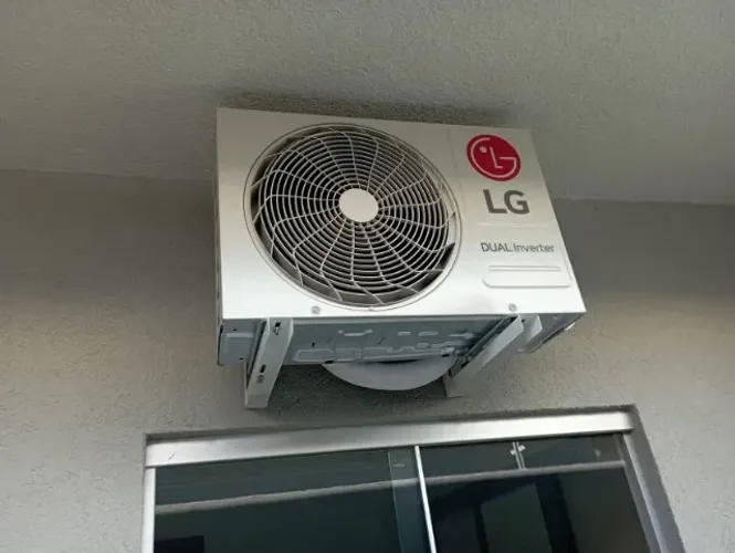 AR CONDICIONADO SPLIT- MANUTENÇÃO E INSTALAÇÃO PROMOÇÃO