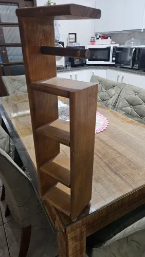 Porta papel higiênico de maneira