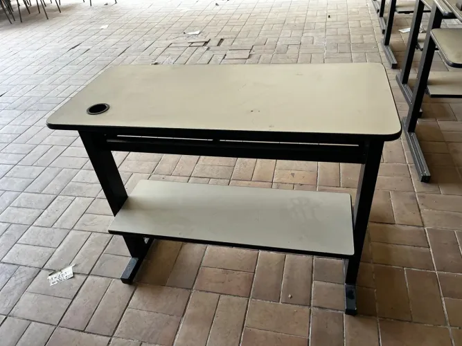 Mesa de informática 