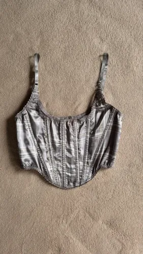 Corset prateado acetinado/ tamanho P