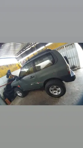 Suzuki Grand Vitara 2.0 16V 4x2/4x4 5P Mec. 2000
