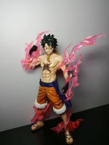 Action Figure Monkey D. Luffy Gear 5 One Piece 24cm em PVC - Colecionável**