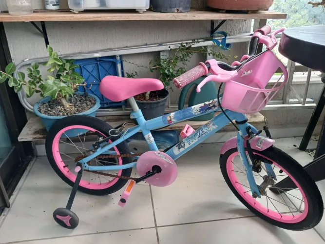 Bicicleta aro 16 semi nova