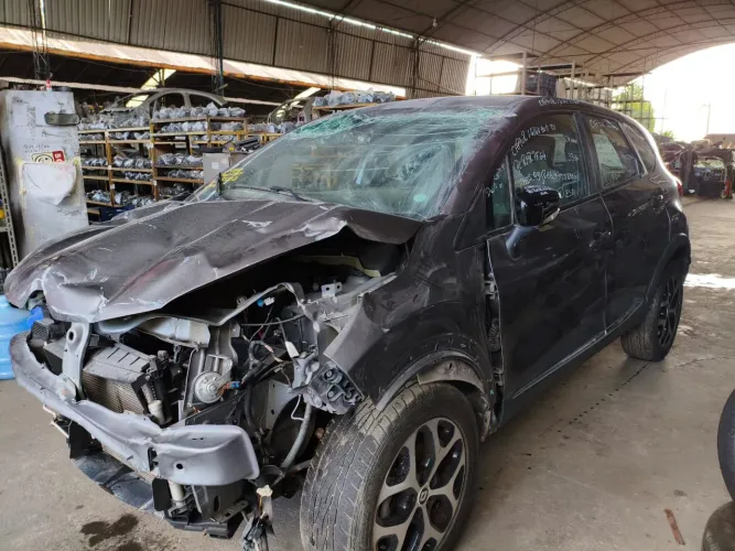 VENDO PEÇAS CAPTUR 1.6 16V AUTOMÁTICO 2021 - COM NOTA FISCAL 
